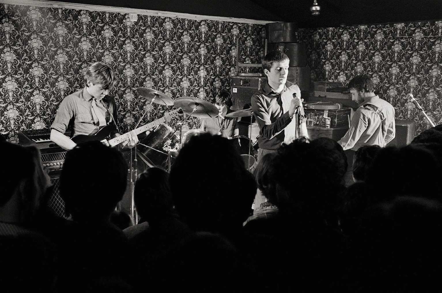 joy division performing as a band
