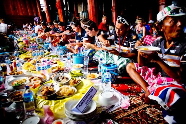 Riders had a lunch in the palace as traditional style