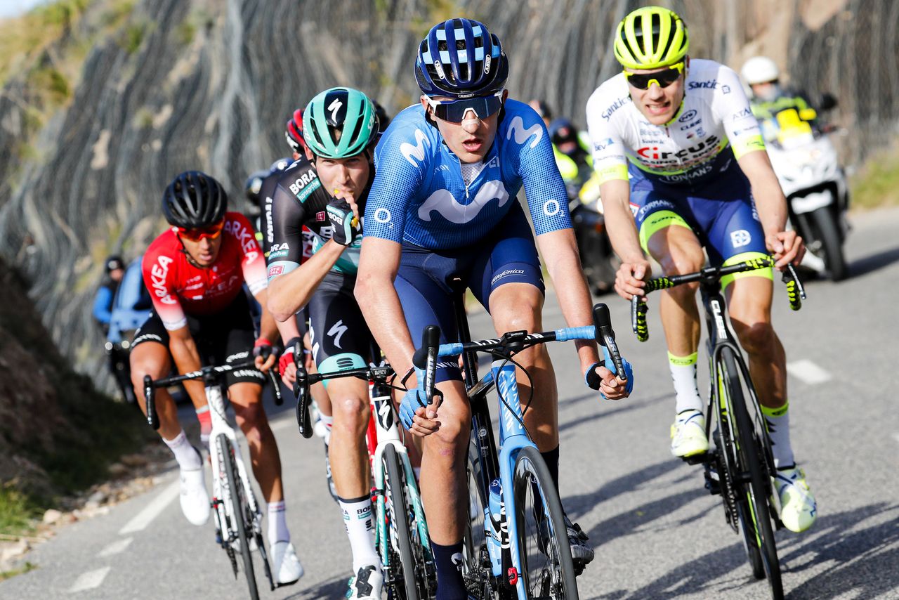 Soler this out the lead group