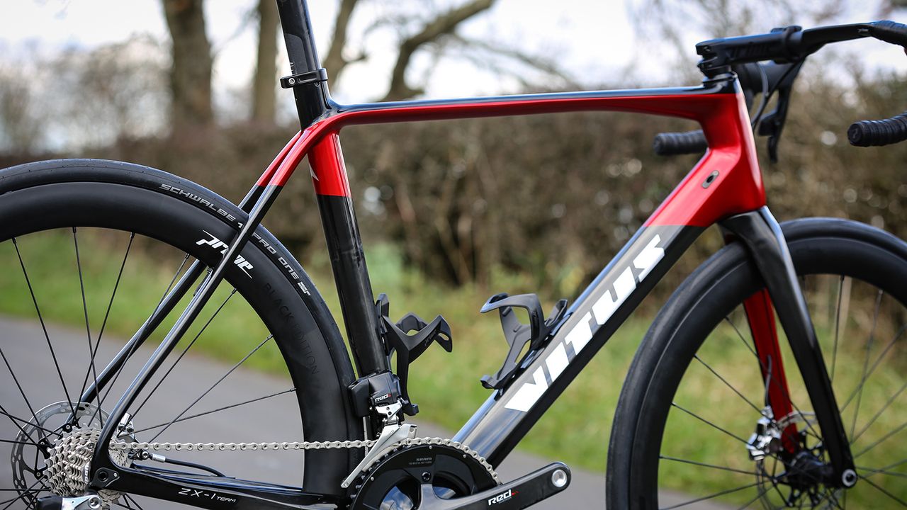 A closer look at the tube profiles on the frameset