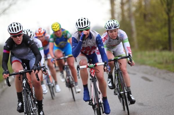 Ellen van Dijk (Specialized - lululemon) and Megan Guarnier (United States) in the closing kilometres