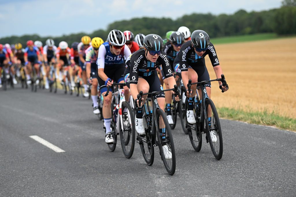 EPERNAY FRANCE JULY 26 Charlotte Kool of Netherlands and Team DSM Women competes during the 1st Tour de France Femmes 2022 Stage 3 a 1336km stage from Reims to pernay TDFF UCIWWT on July 26 2022 in Epernay France Photo by Dario BelingheriGetty Images