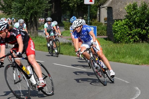 Esra Tromp (Batavus) in the blue combativity jersey after her part in the 60km duo-break on Stage 1