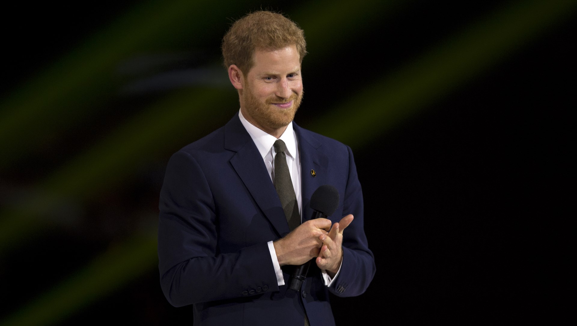 Prince Harry Thinks Fortnite Shouldn T Be Allowed Warns Of The - prince harry thinks fortnite shouldn t be allowed warns of the dangers of social media