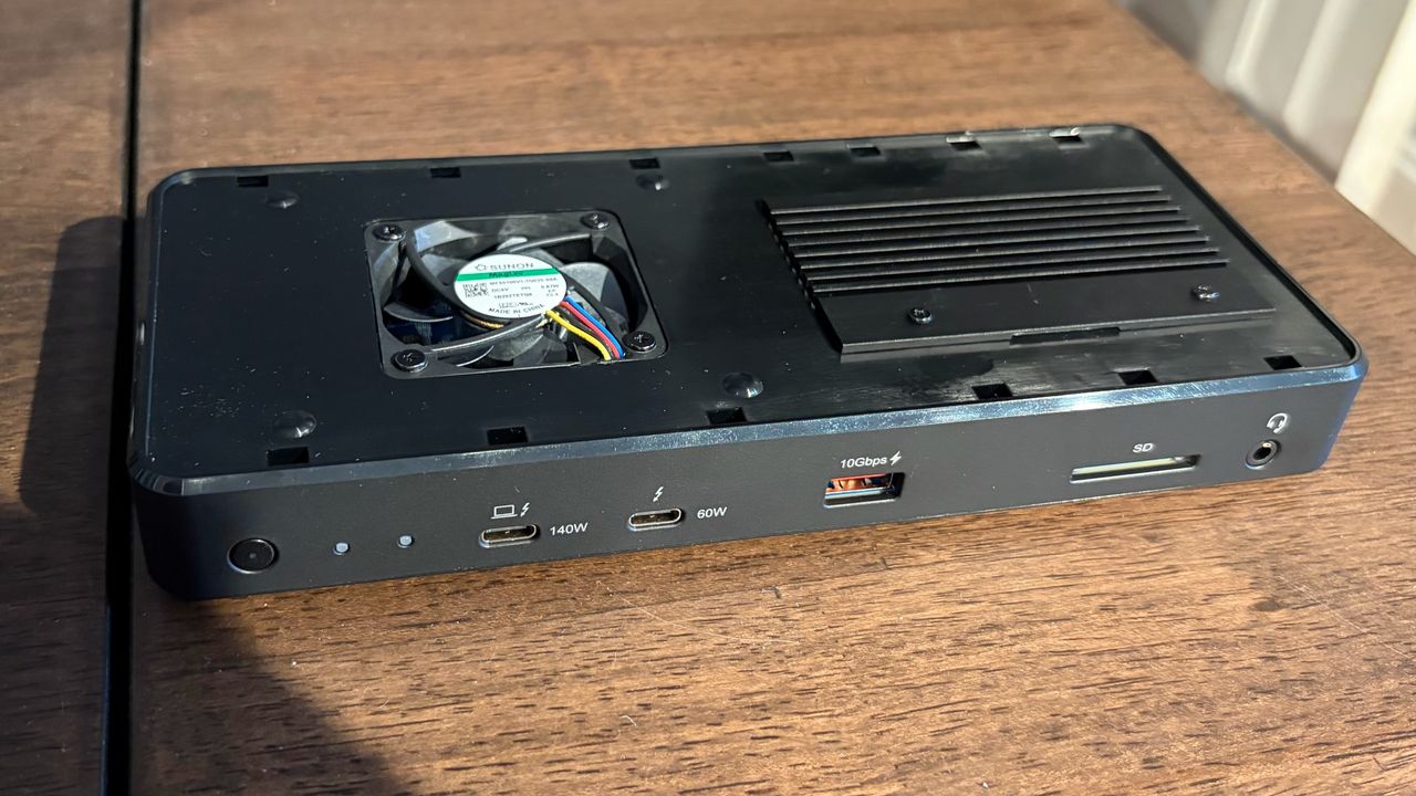 VectoTech V-Core vs Orico TB5