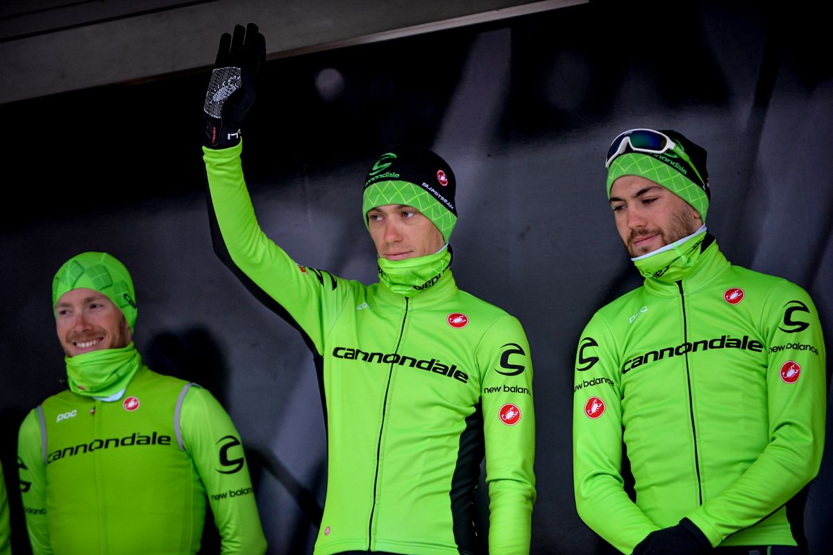Pierre Rolland waves from the podium