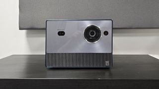 Home cinema projector: Hisense C1