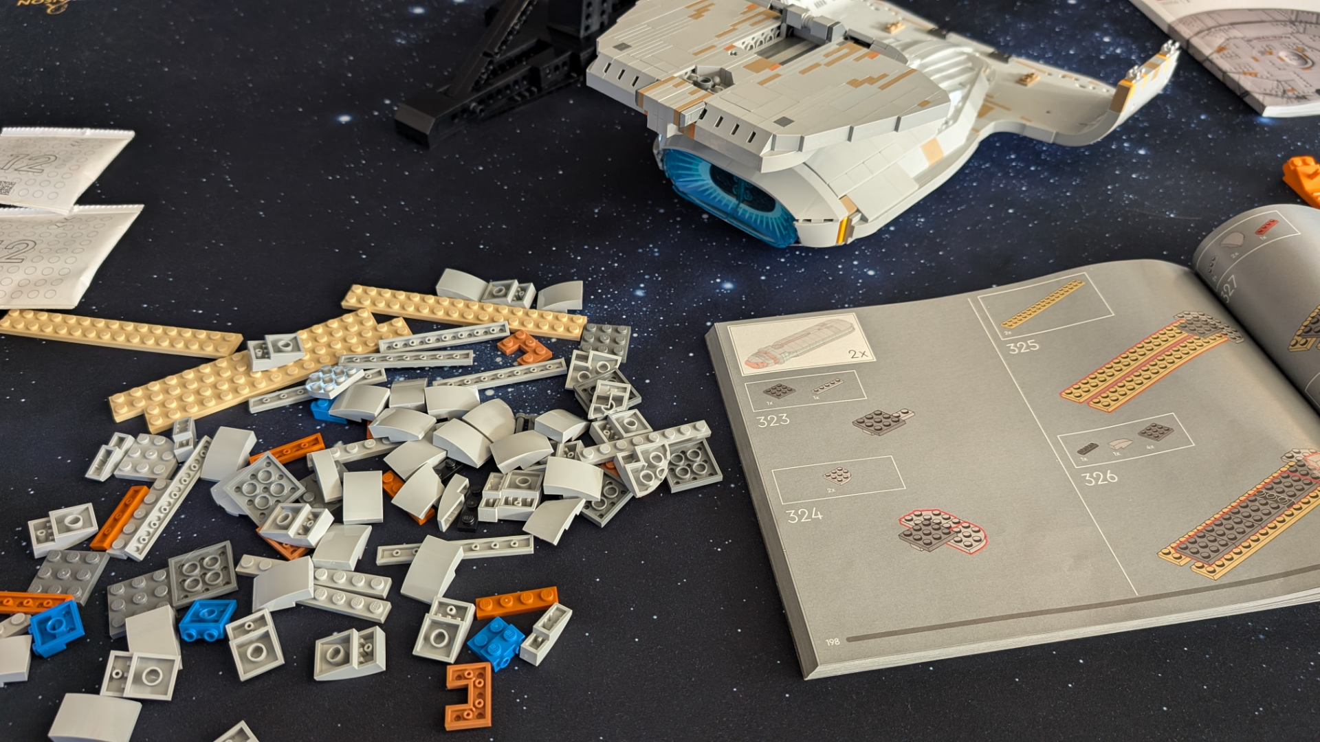 Lego U.S.S. Enterprise NCC-1701-D
