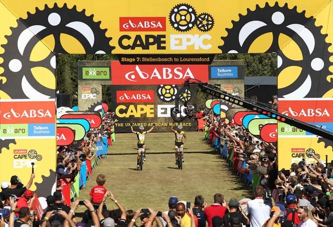 Jaroslav Kulhavy and Christoph Sauser of Burry Stander-Songo take the win