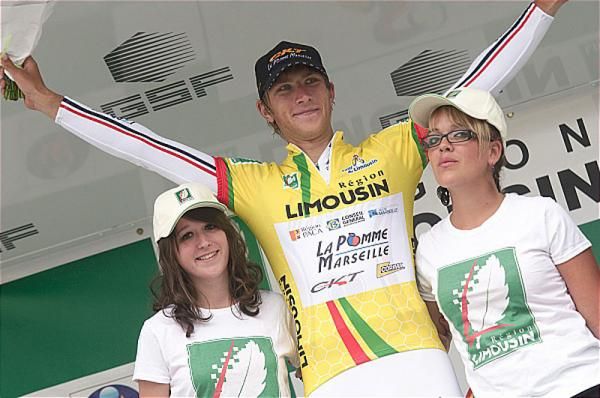 Race leader Evaldas Siskevicius (La Pomme Marseille) on the podium