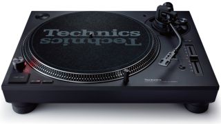 Best DJ Turntables: Technics SL-1200/SL-1210 Mk7