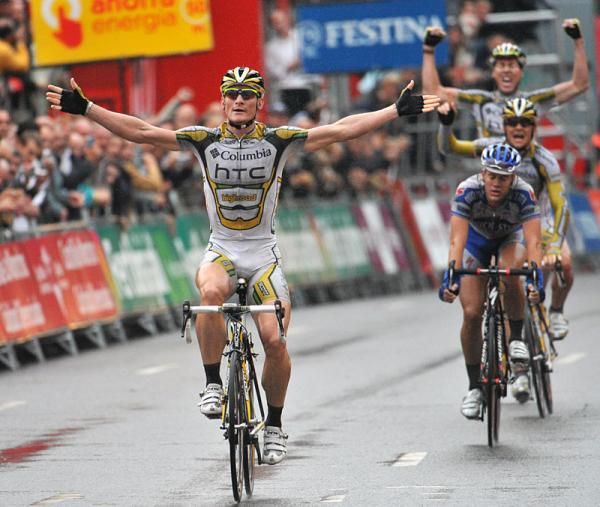 Germany's Andr&eacute; Greipel (Columbia-HTC) outsprints Belgium's Wouter Weylandt (Quick Step) to win the Vuelta's fourth stage.