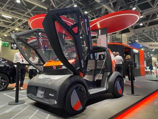 Mobilize Duo Concept car at Paris Motor Show 2022
