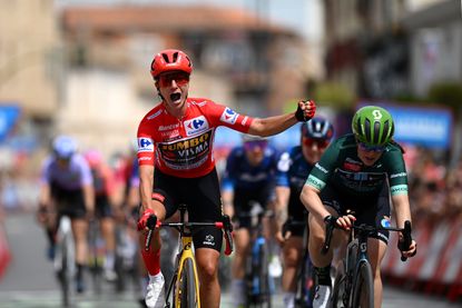 'We didn't expect this': Wind causes havoc on stage three of La Vuelta ...