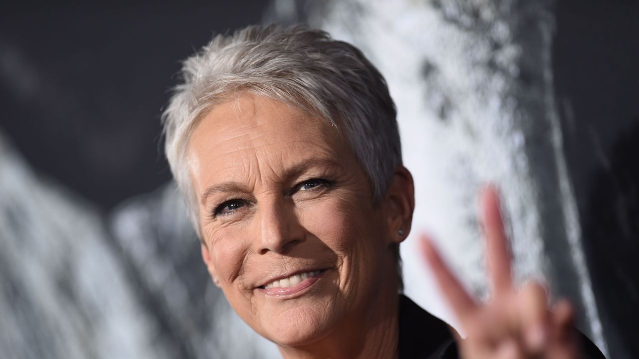 US actress Jamie Lee Curtis attends the &quot;Halloween&quot; premiere at the TCL Chinese Theatre in Los Angeles, California on October 17, 2018. (Photo by VALERIE MACON / AFP) (Photo credit should read VALERIE MACON/AFP via Getty Images)