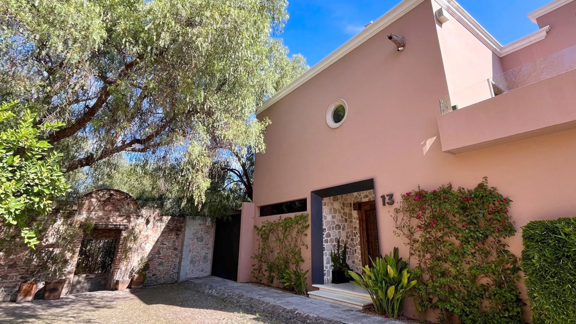 Villa Pacifica, a Mexican-modern three-bedroom located in the arts-rich Central Highlands city, is in the Centro Hist&amp;oacute;rico area.