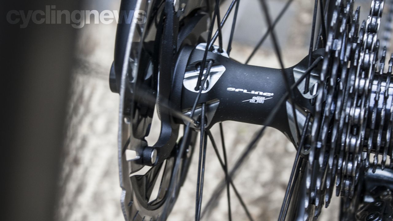 Merida Scultura Disc 10K-E road bike