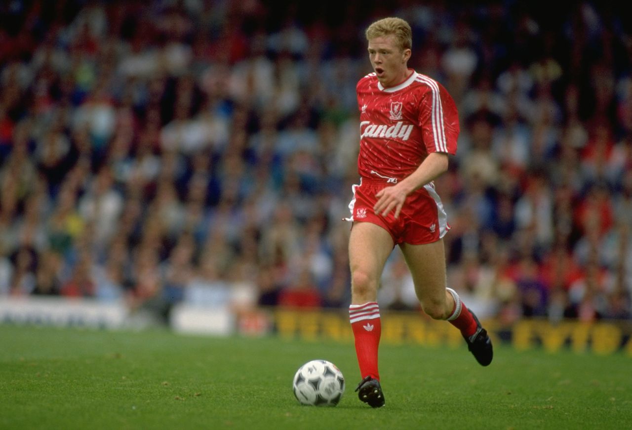 David Burrows playing for Liverpool in 1990