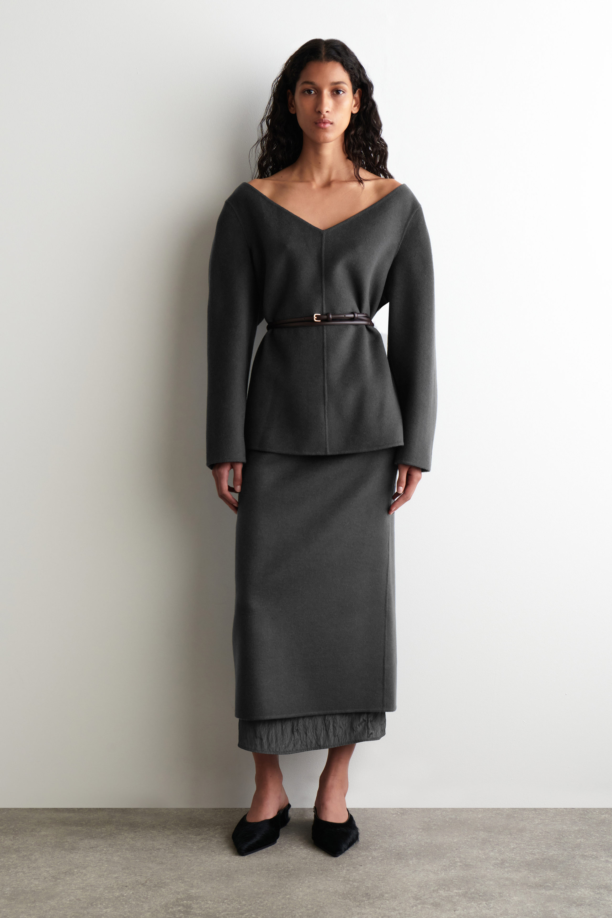 Double-Faced Wool Pencil Skirt