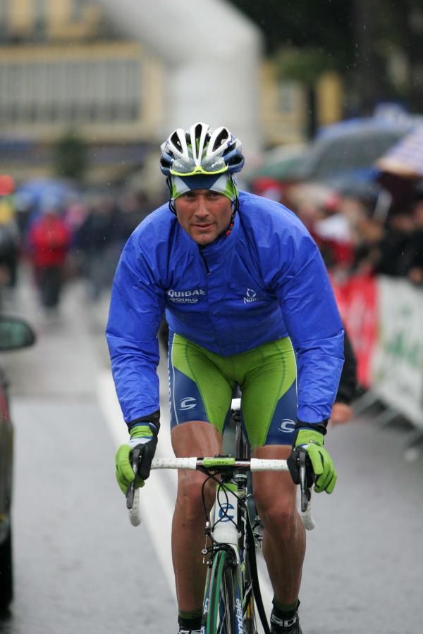 A well wrapped Ivan Basso (Liquigas-Doimo)