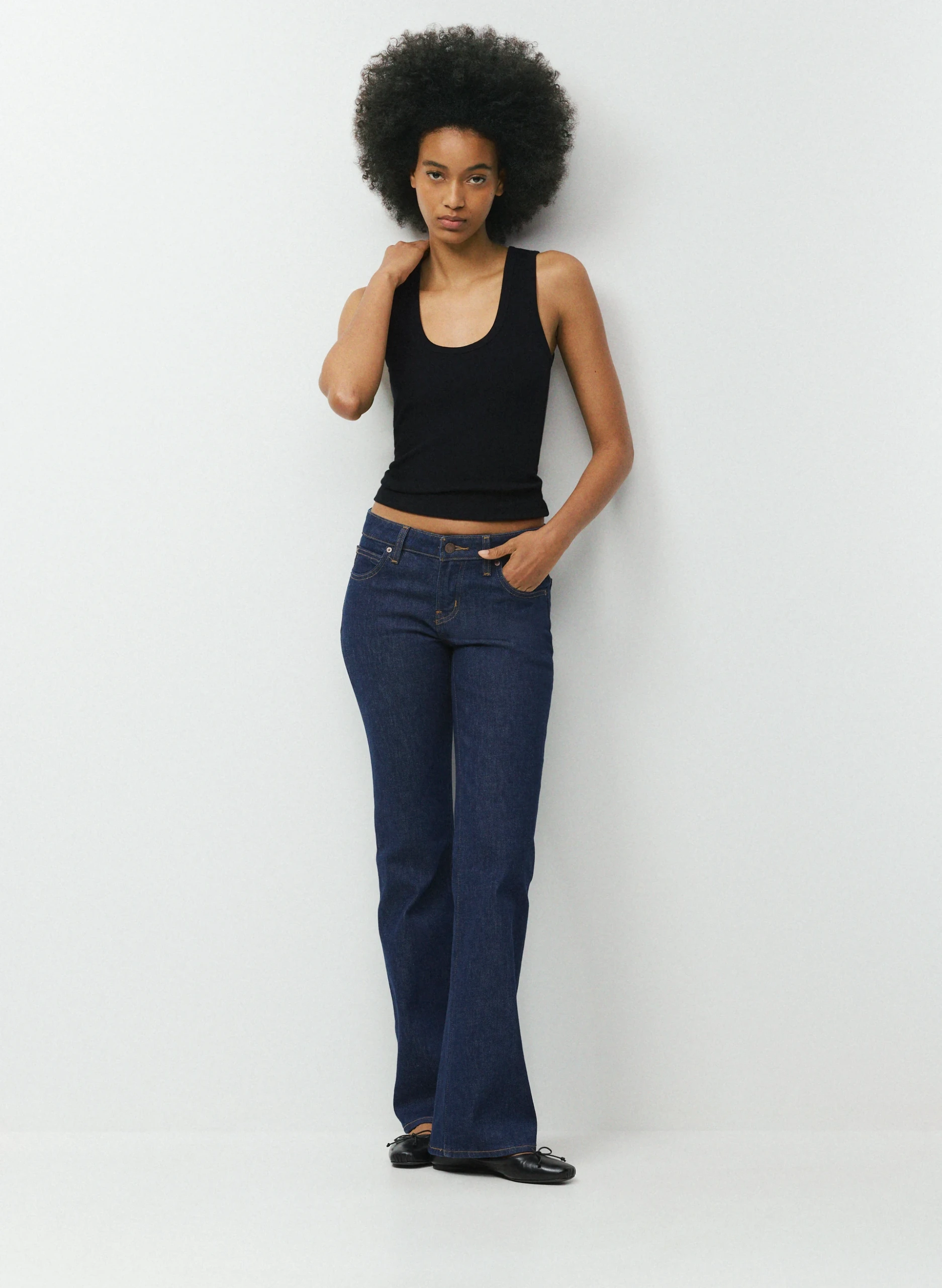 Denim Forum 002 Slim Lo-Rise Bootcut Jean