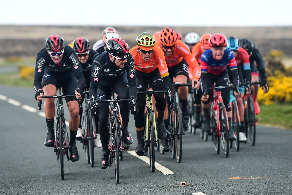 Ineos and CCC drive the lead group