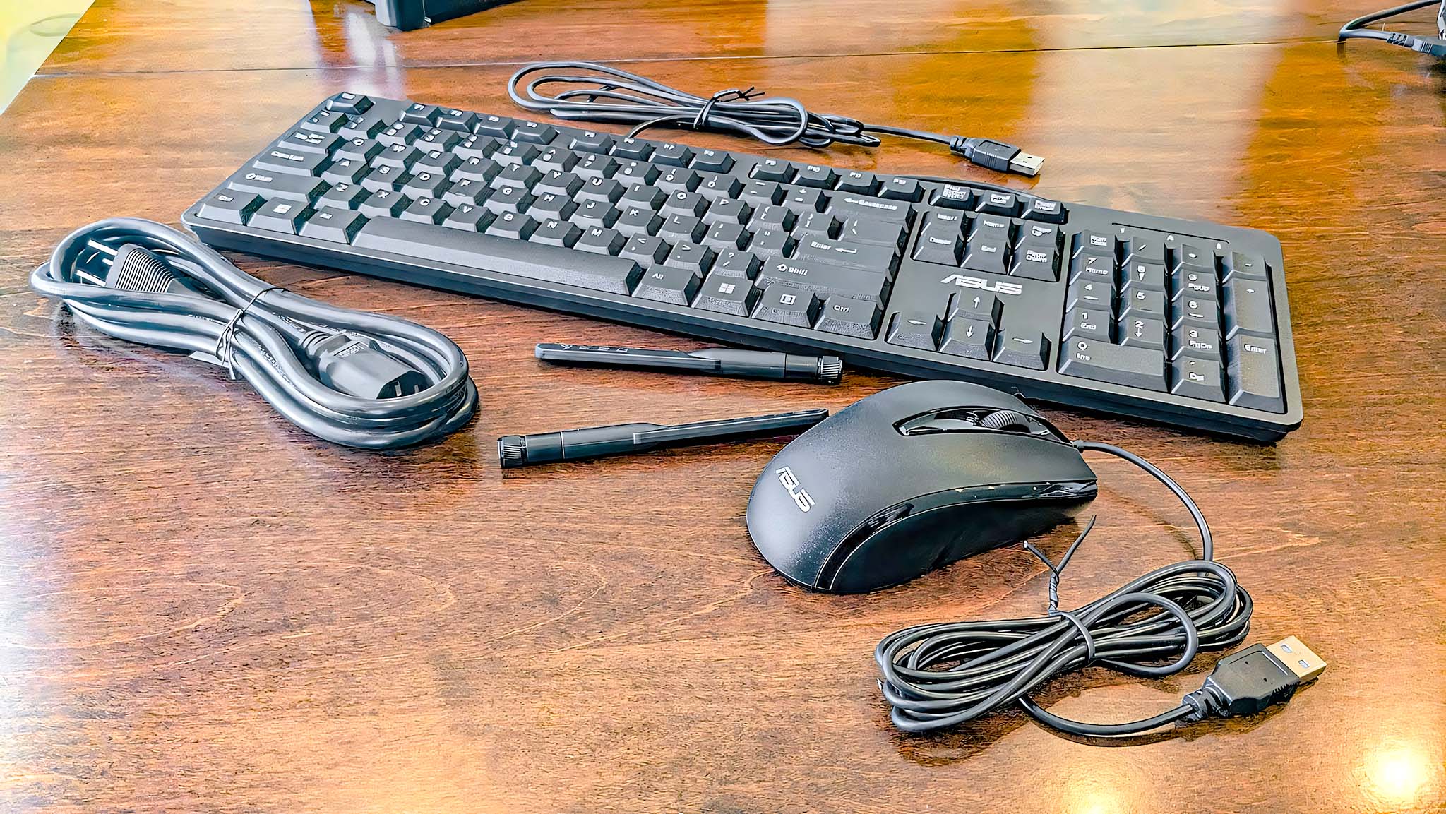 ROG G22CH keyboard and mouse.