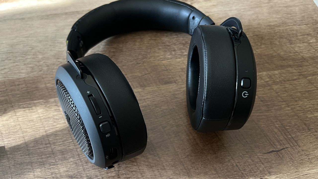 Corsair HS70 Bluetooth
