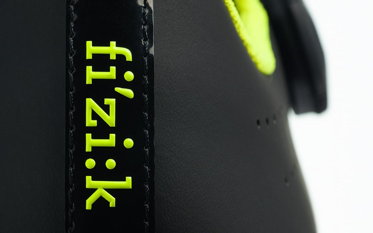 A look at the rear of the shoe