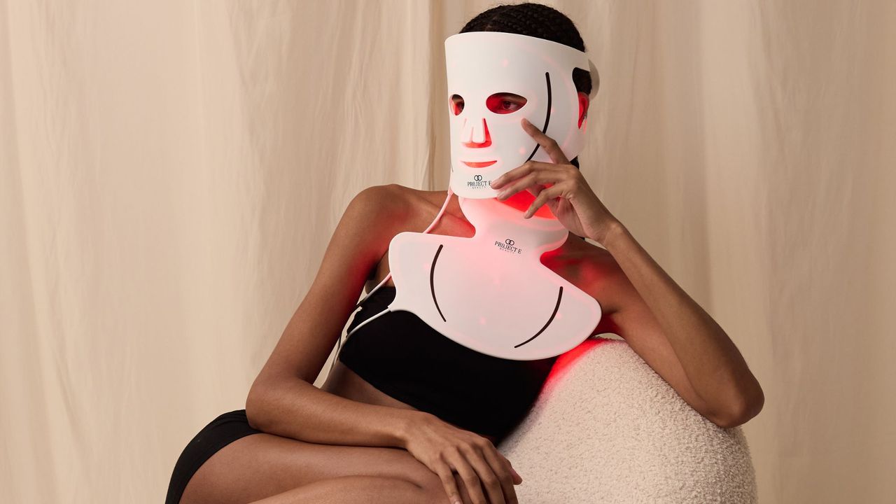 woman wearing project e led face mask