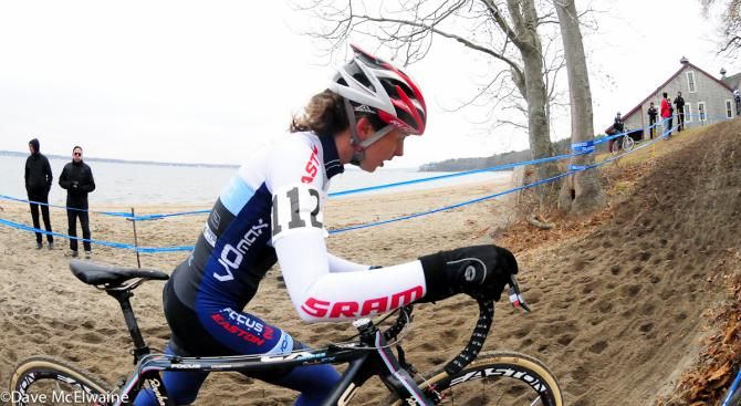Frances Morrison (JAM Fund/NCC/Vittoria) running along the ocean.
