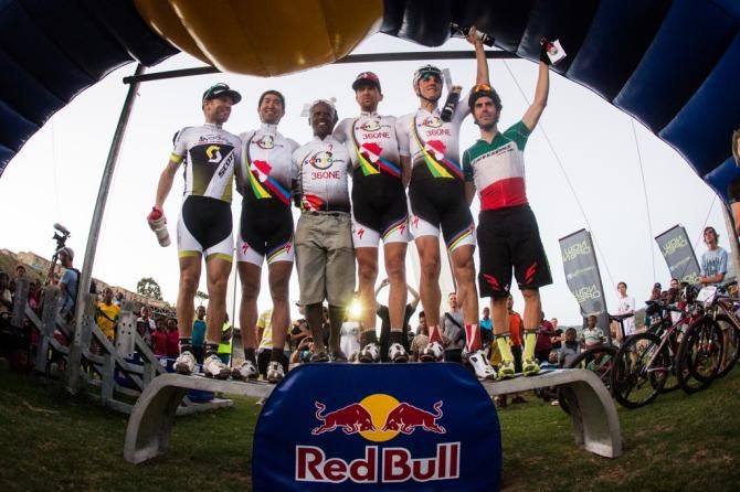 The Songo.info charity podium included Florian Vogel, Kohei Yamamoto, Songo Fipaza, Christoph Sauser, Jaroslav Kulhavy and Marco Fontana