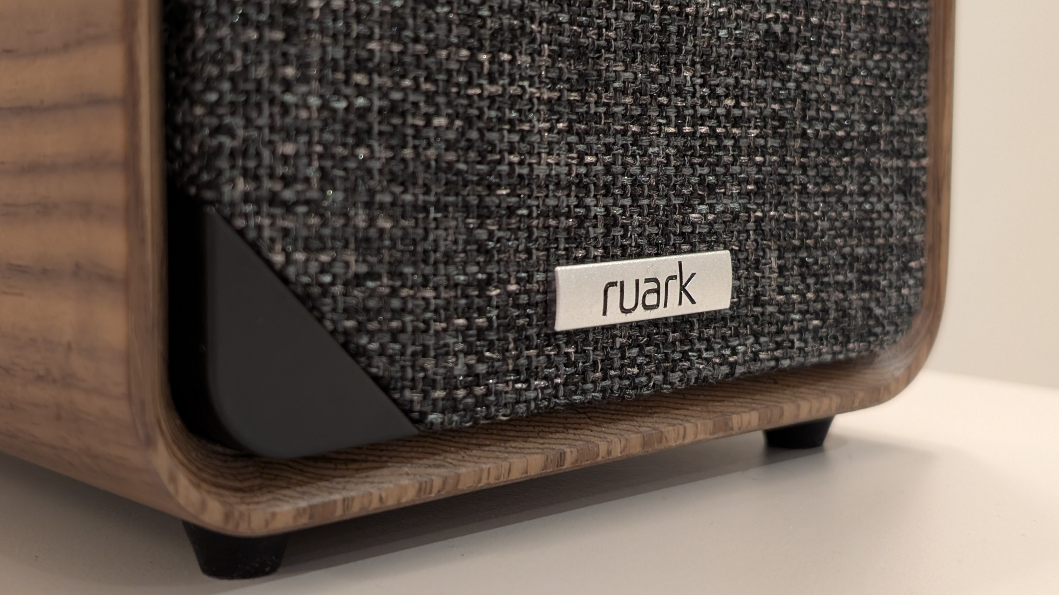 Ruark MR1 MK3 closeup of the Ruark logo