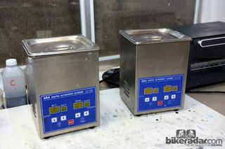 Ultrasonic tanks are used both for removing factory lubricants and anti-corrosion treatments on chains and for infusing the company's 'UltraFast' chains with Friction Facts' special blend of lubricants.