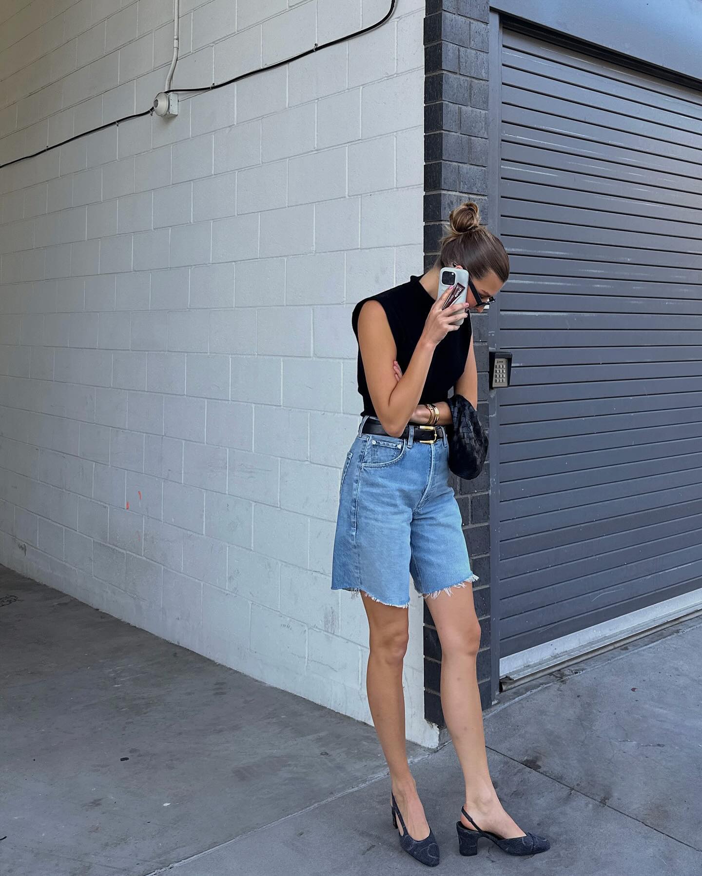 Influencer wears heeled slingbacks.