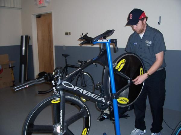KBS mechanic Eric Jellum preps Zach Bell's bike for the wind tunnel.
