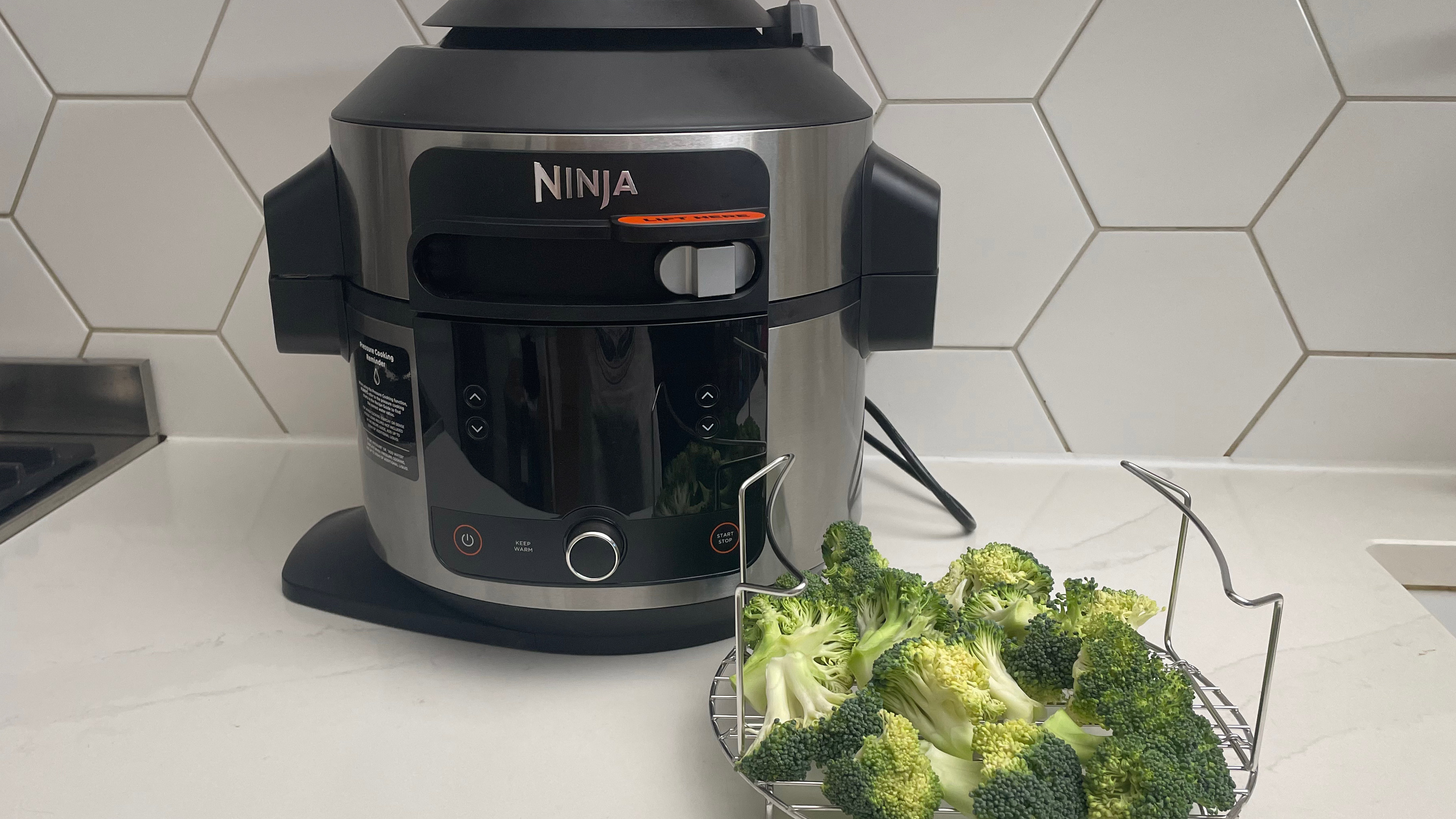 ninja-foodi-11-in-1-smartlid-multi-cooker-review-techradar