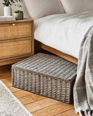 Large Seagrass Underbed Storage Basket