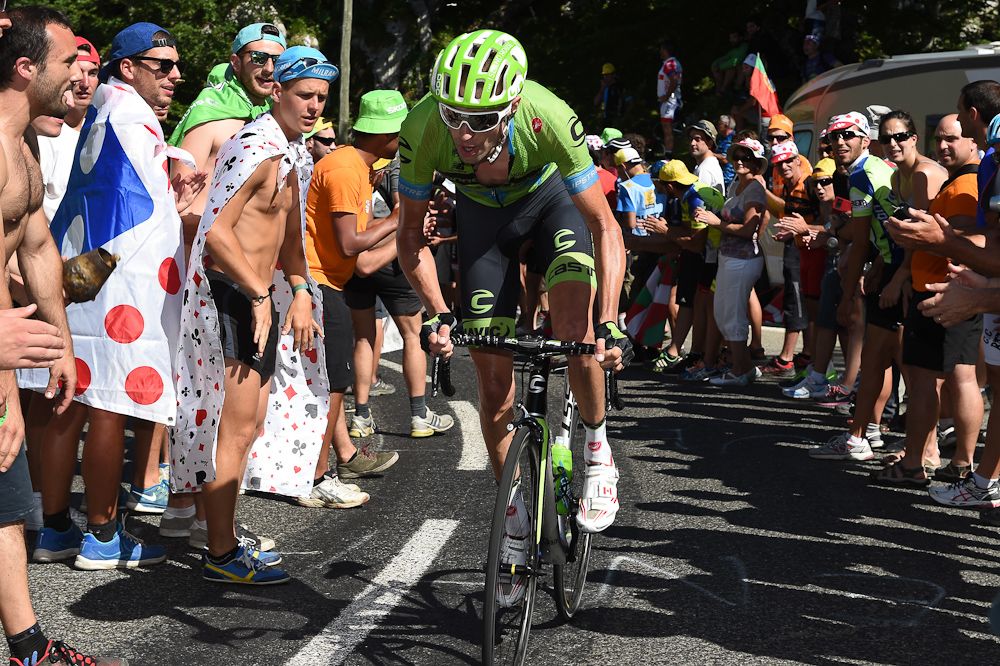 Ryder Hesjedal makes his way through the crowds.