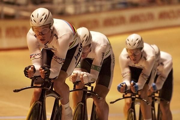 Michael Hepburn leads the Australian team towards a gold medal in the team's pursuit.