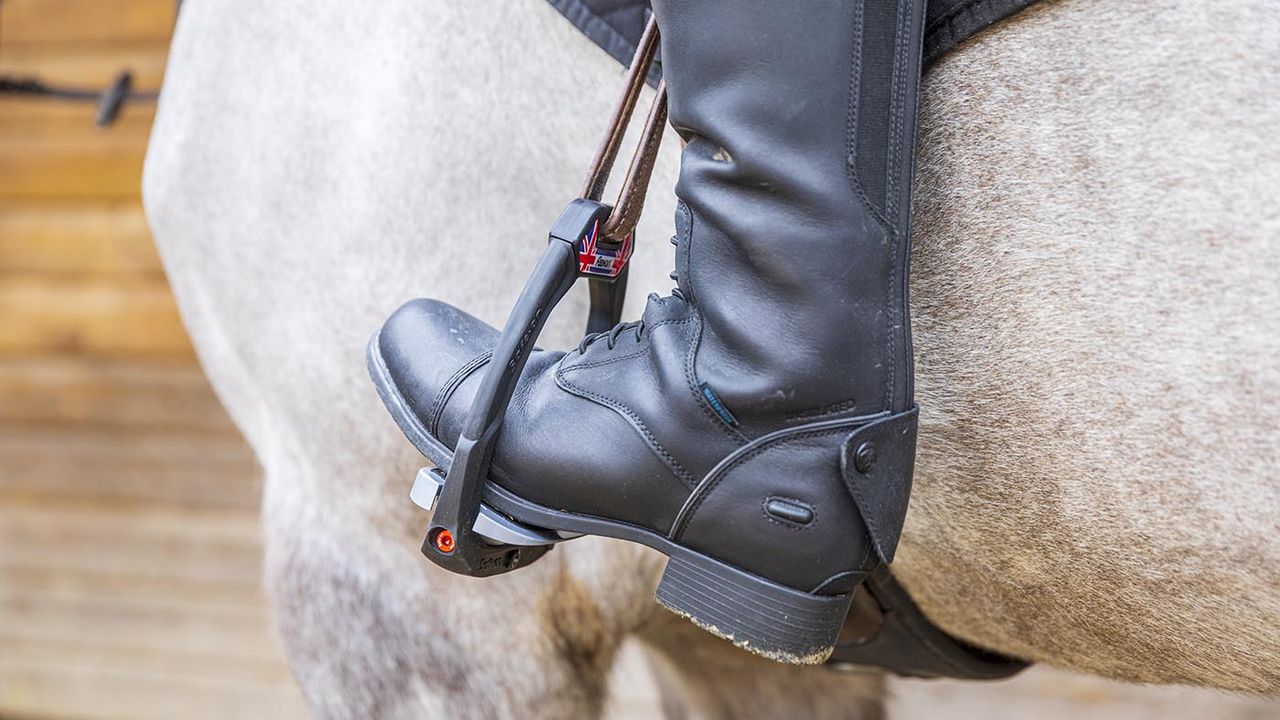 Flex-on Safe-on safety stirrups review