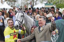 Neptune_Collonges.jpg