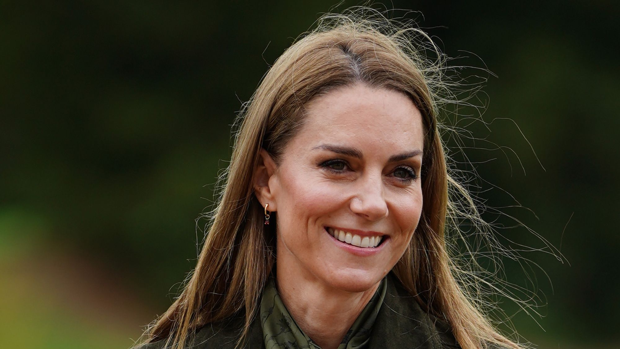 Catherine, Princess of Wales presents "Go Wild" badges in Frogmore Gardens on September 18, 2025