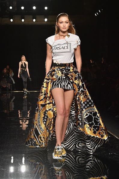 us model gigi hadid walks the runway at the versace pre fall 2019 runway show on december 2, 2018 in new york city photo by angela weiss afp photo credit should read angela weissafp via getty images