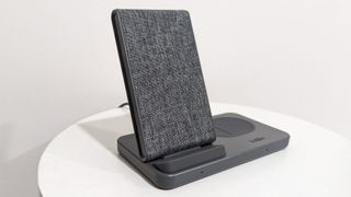 iOttie iON Wireless Duo wireless charging stand