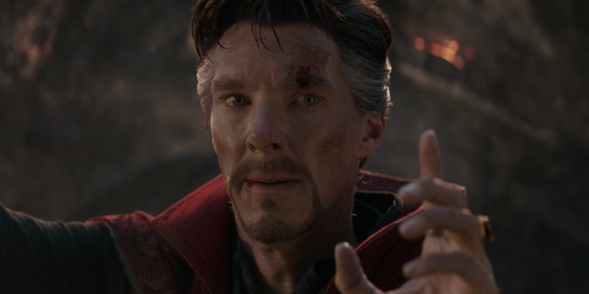 Doctor Strange staring at Iron Man in Avengers: Endgame&#039;s finale battle