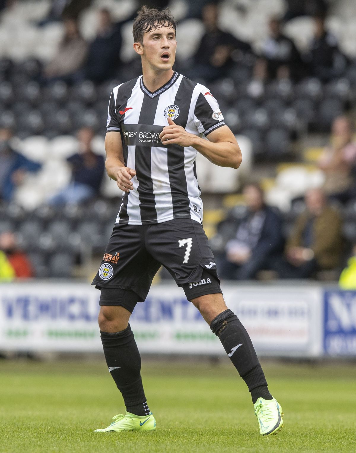 St Mirren v Heat of Midlothian – cinch Premiership – The SMiSA Stadium