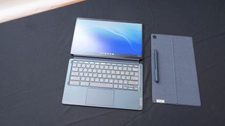 Lenovo IdeaPad Duet 5 Chromebook