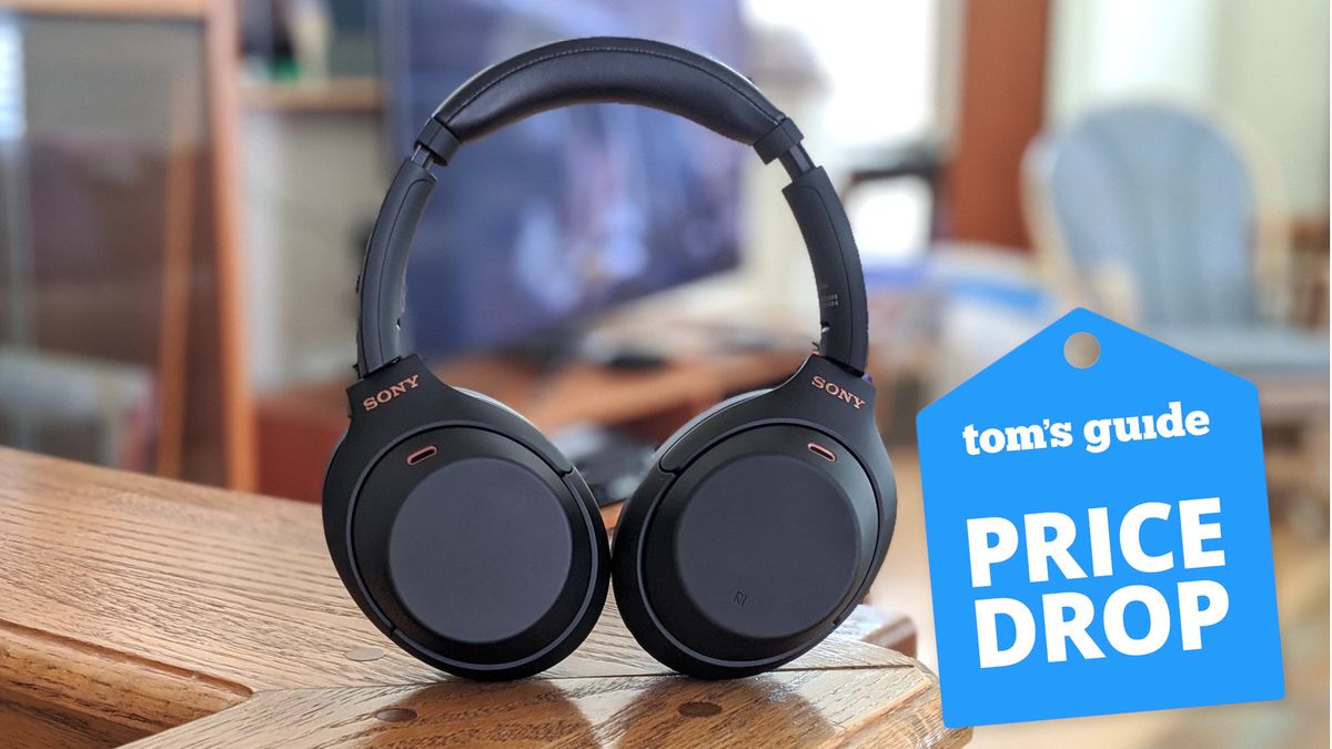 Hurry! The awesome Sony WH-1000XM4 headphones just crashed to $264