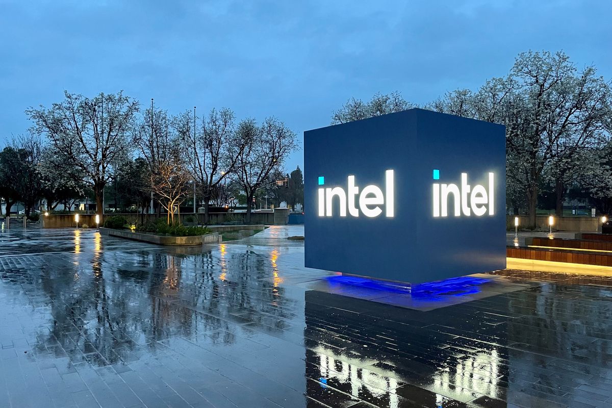 High-tech industry legend leaves Intel board – Intel’s share price has fallen by 6% since the announcement